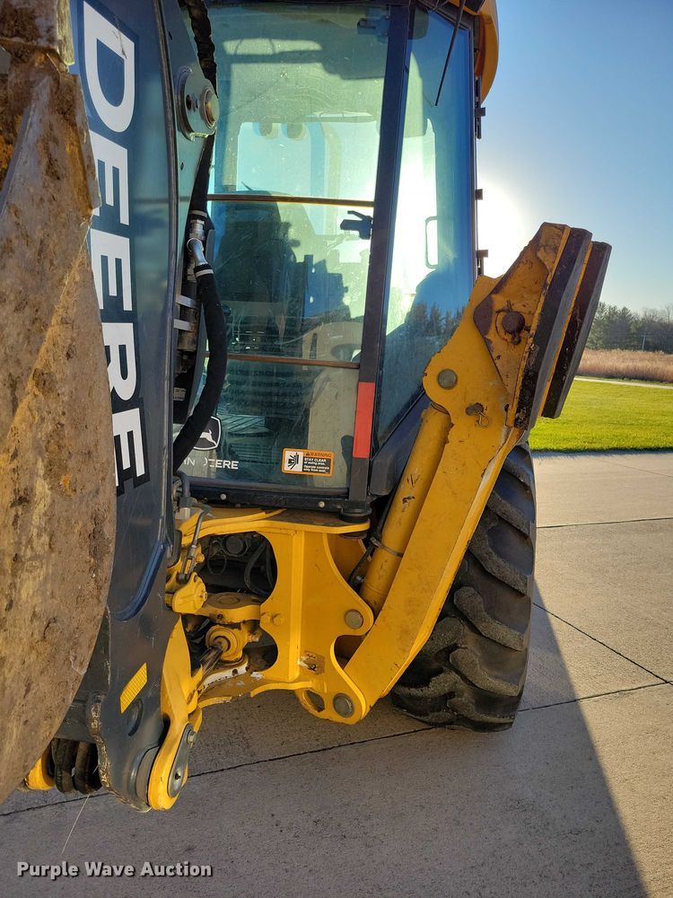image for item EA2726 2010 John Deere 310SJ TC backhoe