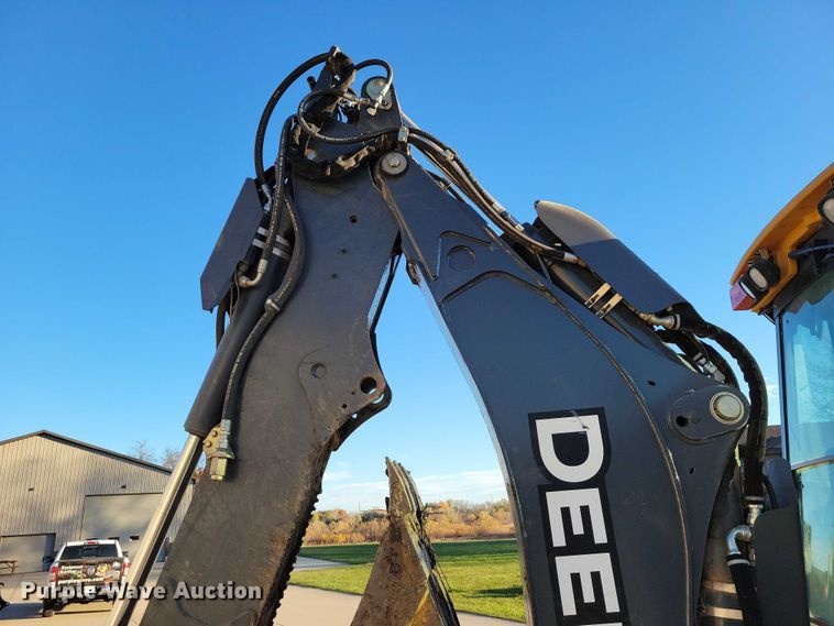 image for item EA2726 2010 John Deere 310SJ TC backhoe