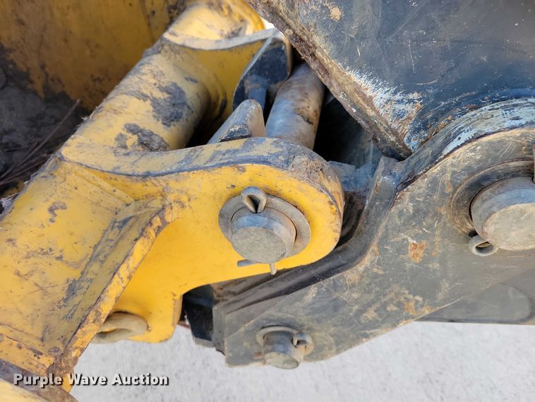 image for item EA2726 2010 John Deere 310SJ TC backhoe