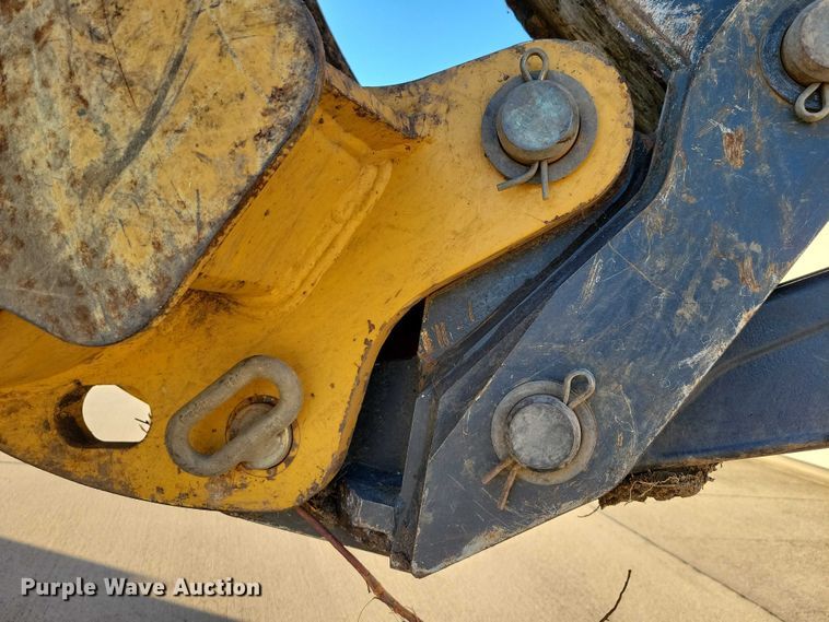 image for item EA2726 2010 John Deere 310SJ TC backhoe