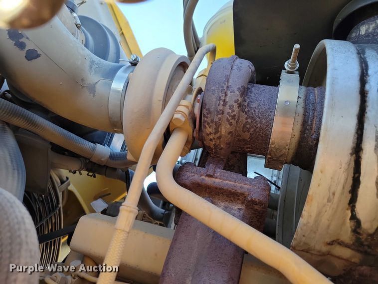 image for item EA2726 2010 John Deere 310SJ TC backhoe