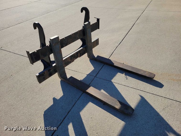 image for item EA2726 2010 John Deere 310SJ TC backhoe