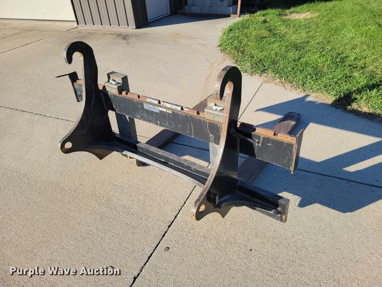 image for item EA2726 2010 John Deere 310SJ TC backhoe