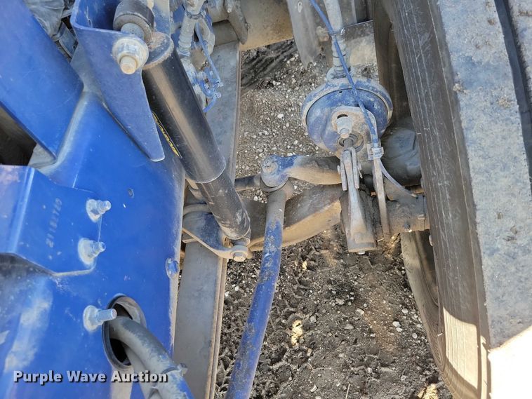 image for item EA2731 2012 Mack CXU600 semi truck