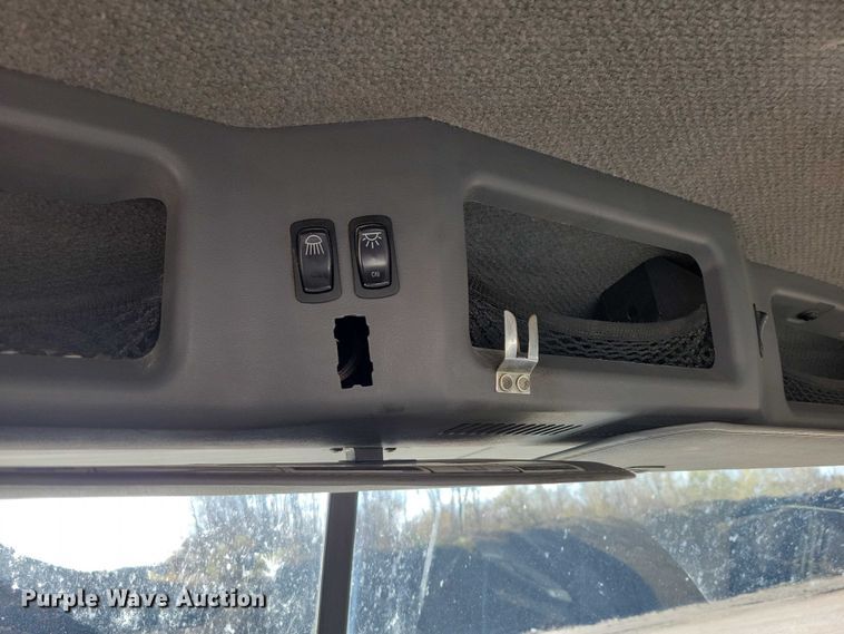 image for item EA2731 2012 Mack CXU600 semi truck