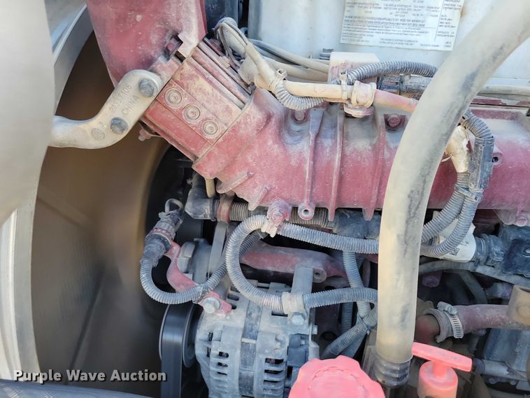 image for item EA2731 2012 Mack CXU600 semi truck