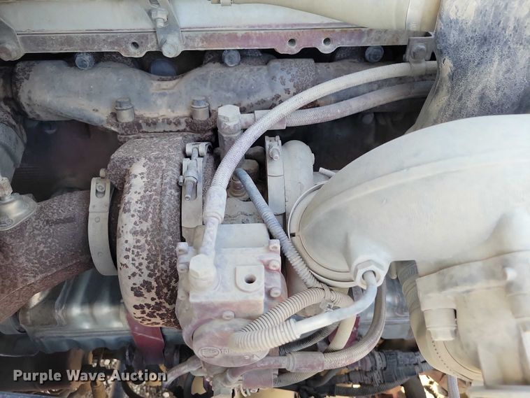 image for item EA2731 2012 Mack CXU600 semi truck