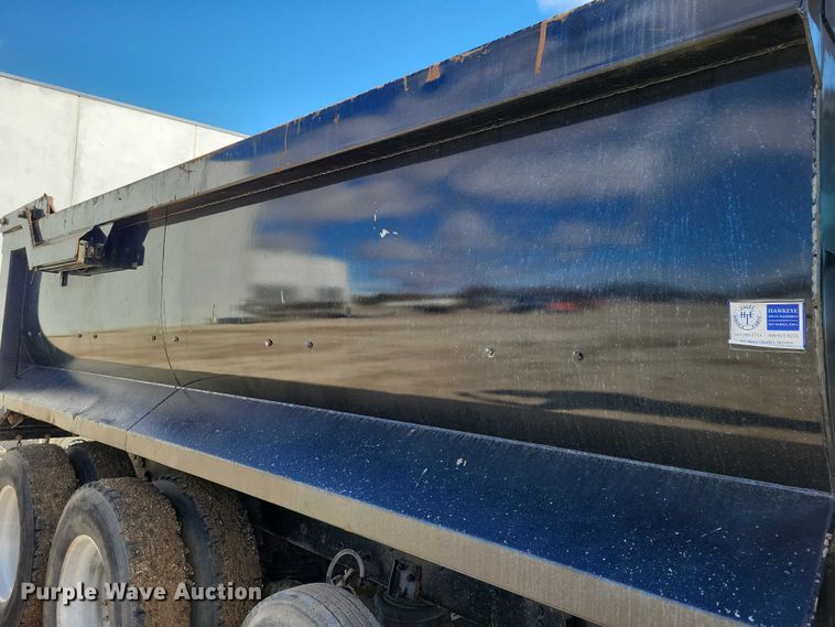 image for item EA2732 2007 Mack Granite CV713 dump truck