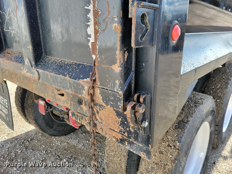 image for item EA2732 2007 Mack Granite CV713 dump truck