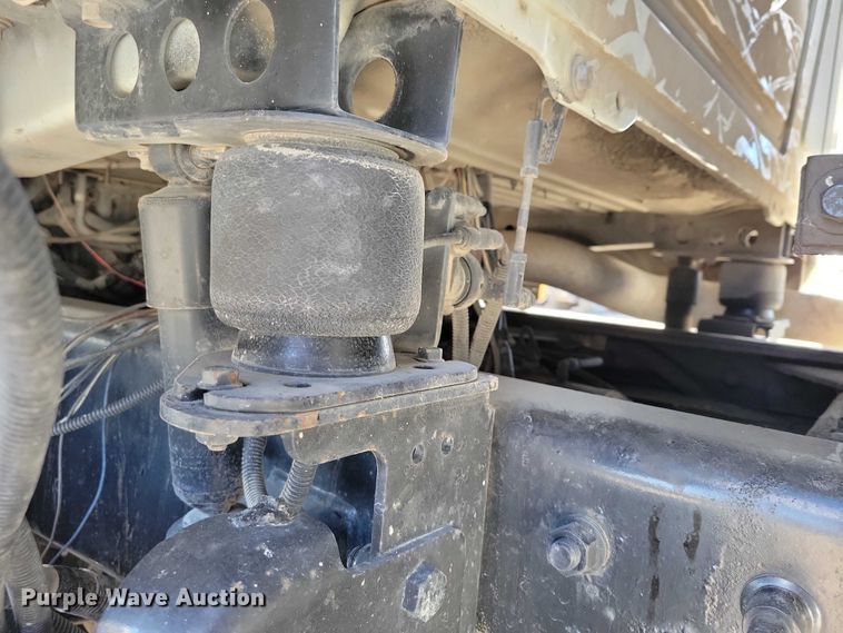 image for item EA2732 2007 Mack Granite CV713 dump truck