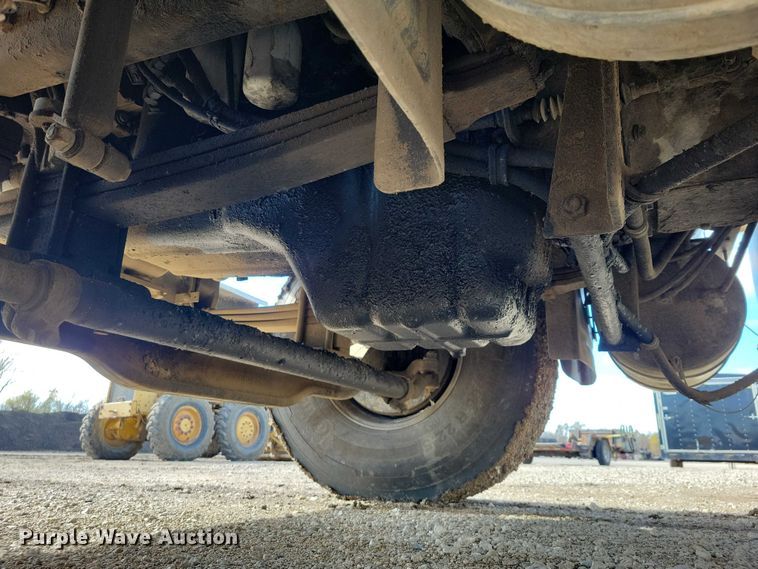 image for item EA2732 2007 Mack Granite CV713 dump truck