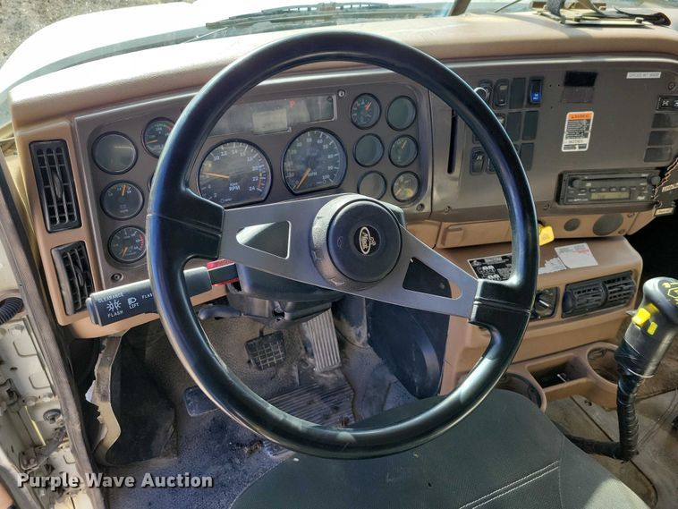 image for item EA2732 2007 Mack Granite CV713 dump truck