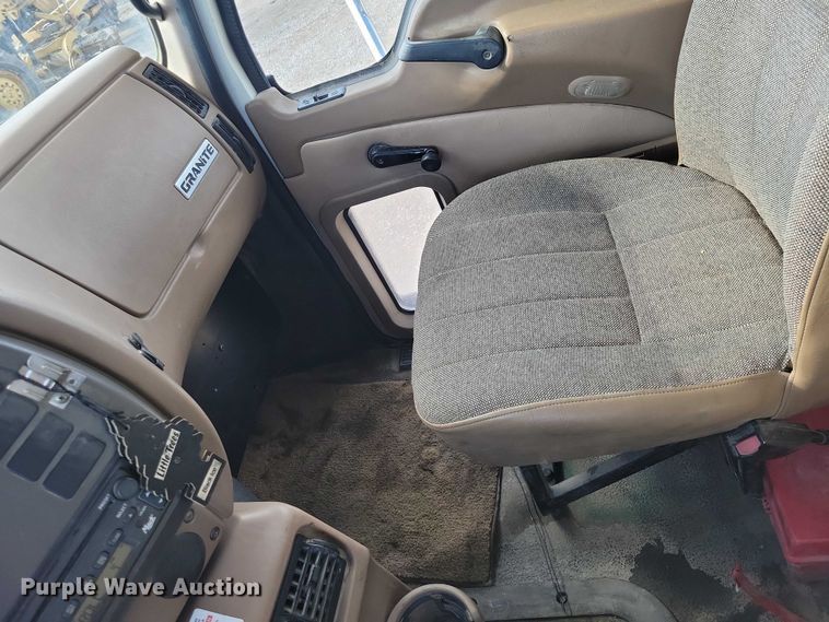 image for item EA2732 2007 Mack Granite CV713 dump truck