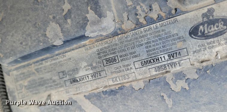 image for item EA2732 2007 Mack Granite CV713 dump truck