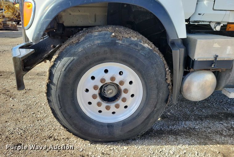 image for item EA2732 2007 Mack Granite CV713 dump truck