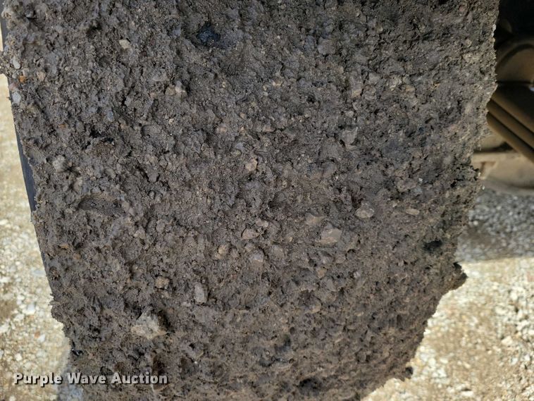 image for item EA2732 2007 Mack Granite CV713 dump truck