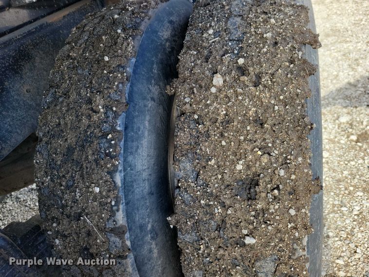 image for item EA2732 2007 Mack Granite CV713 dump truck