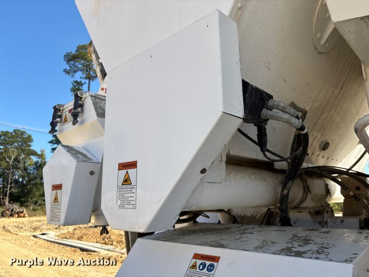 image for item EA6998 2024 Freightliner 108SD volumetric concrete mixer truck