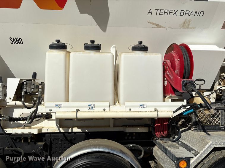 image for item EA6999 2023 Freightliner 114SD volumetric concrete mixer truck