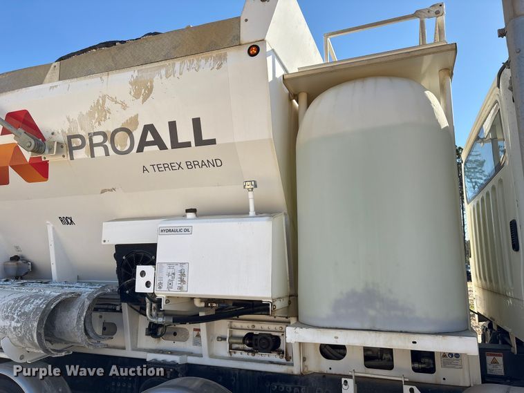 image for item EA6999 2023 Freightliner 114SD volumetric concrete mixer truck