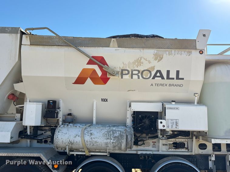 image for item EA6999 2023 Freightliner 114SD volumetric concrete mixer truck