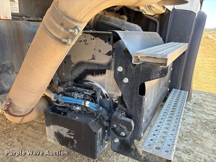 image for item EA6999 2023 Freightliner 114SD volumetric concrete mixer truck