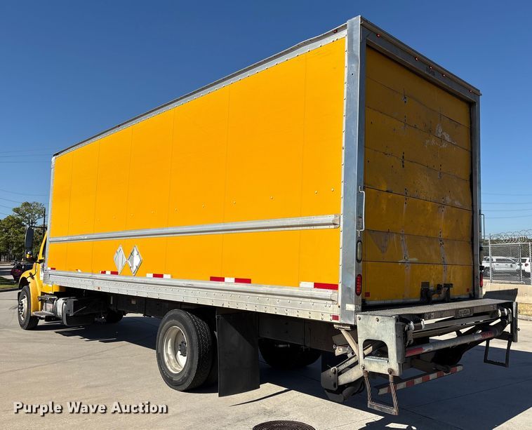 image for item EA7016 2015 Freightliner M2 box truck