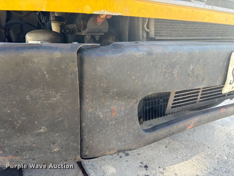 image for item EA7016 2015 Freightliner M2 box truck