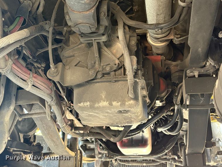 image for item EA7016 2015 Freightliner M2 box truck