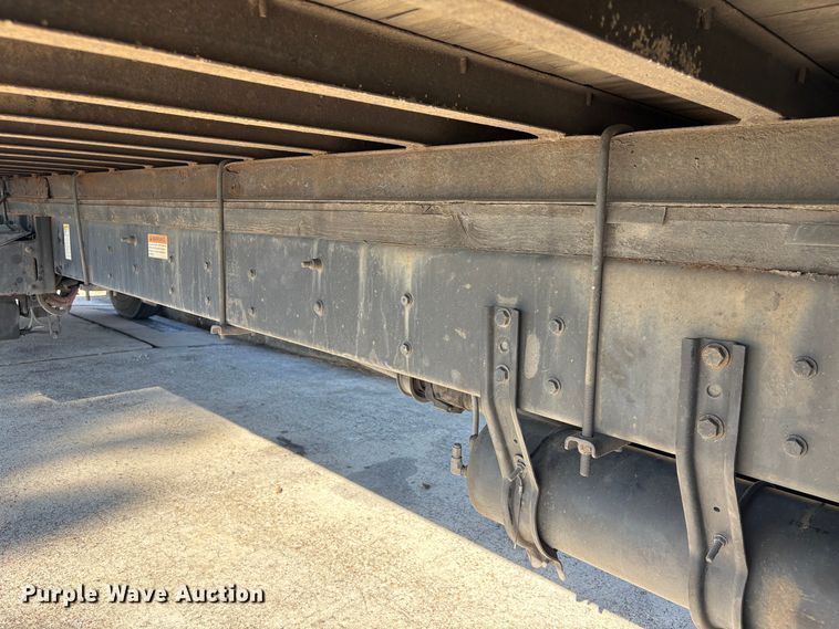 image for item EA7016 2015 Freightliner M2 box truck