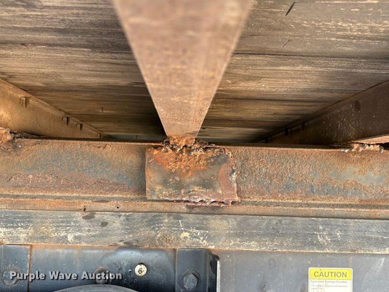 image for item EA7016 2015 Freightliner M2 box truck