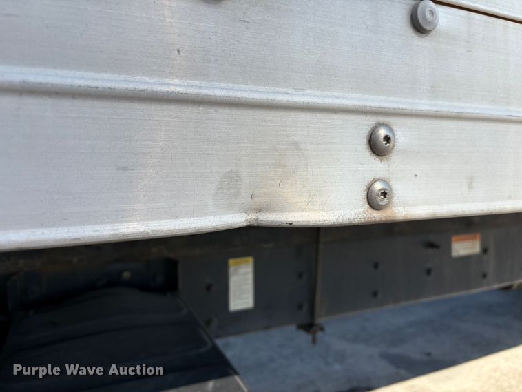 image for item EA7016 2015 Freightliner M2 box truck