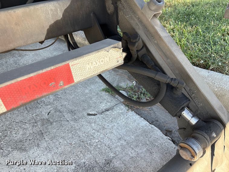 image for item EA7016 2015 Freightliner M2 box truck