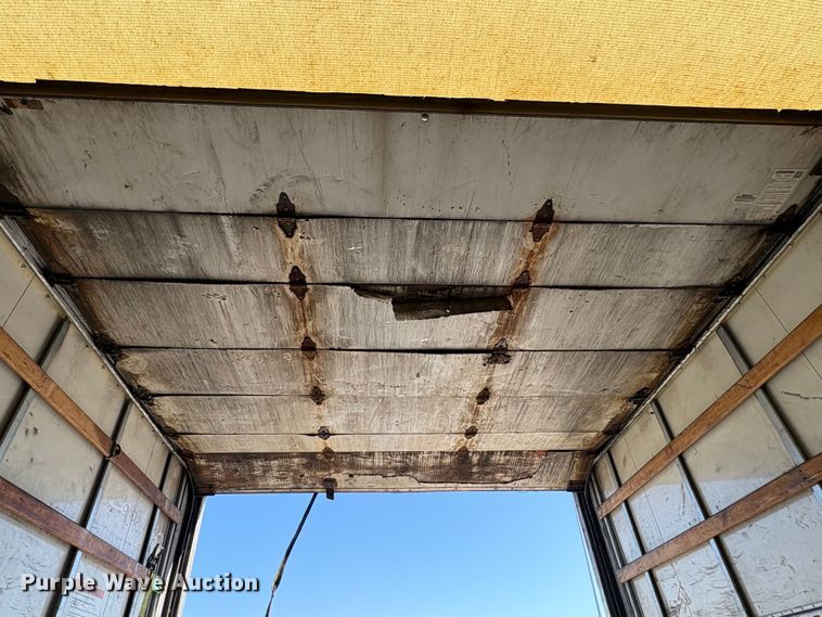 image for item EA7016 2015 Freightliner M2 box truck