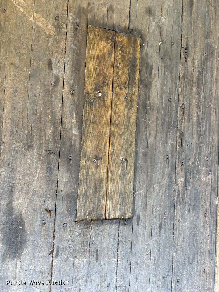 image for item EA7016 2015 Freightliner M2 box truck