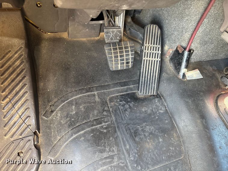 image for item EA7016 2015 Freightliner M2 box truck