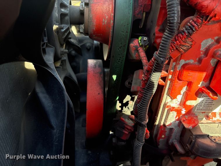 image for item EA7016 2015 Freightliner M2 box truck