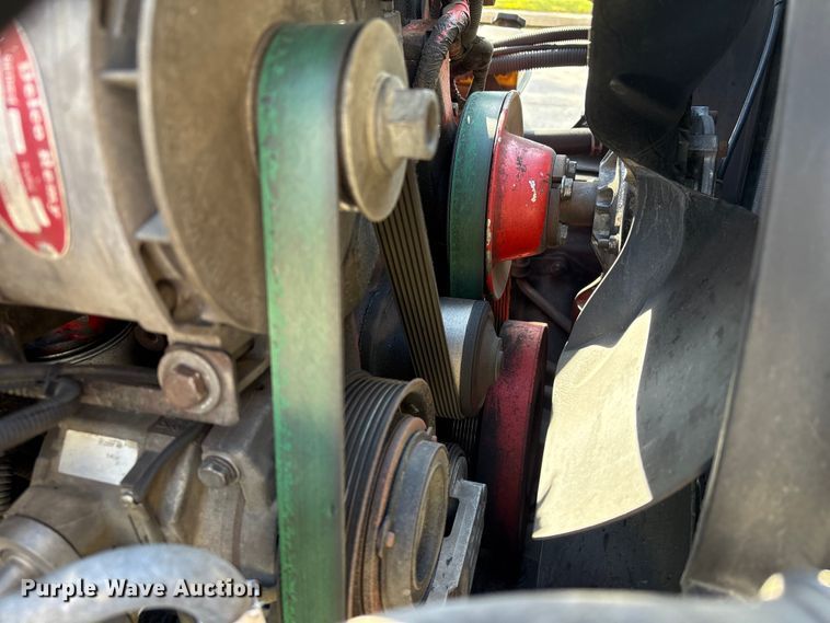 image for item EA7016 2015 Freightliner M2 box truck