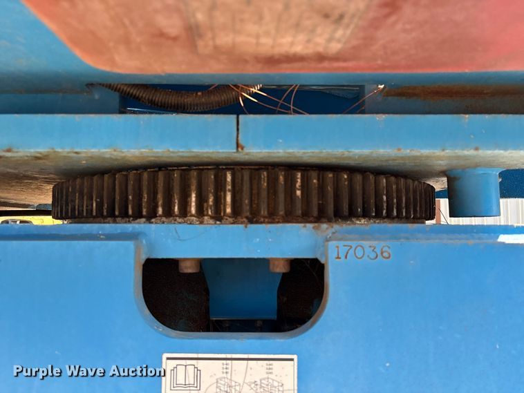 image for item EA7036 2007 Genie S-60 boom lift