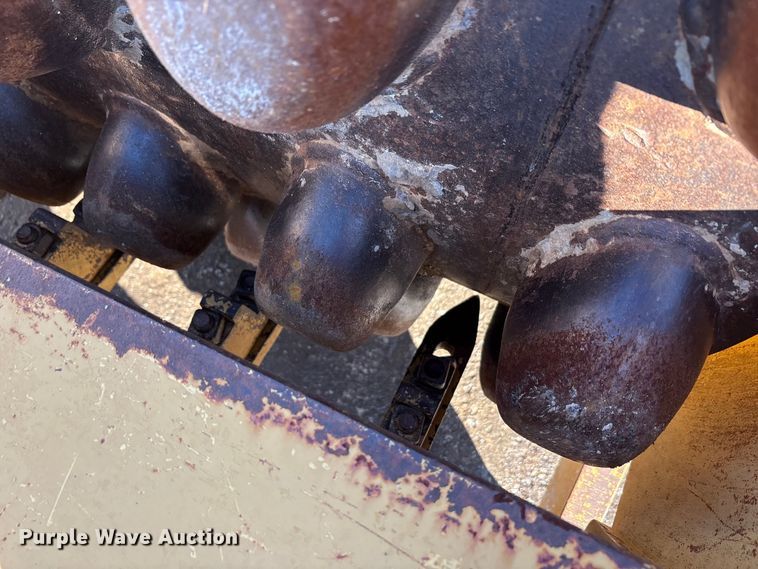 image for item EA7734 2003 Caterpillar CP-563E single drum vibratory roller