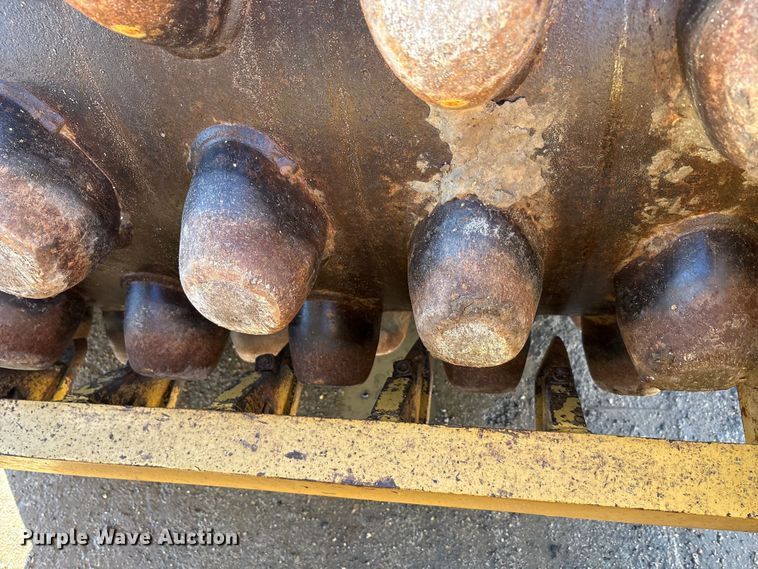 image for item EA7734 2003 Caterpillar CP-563E single drum vibratory roller