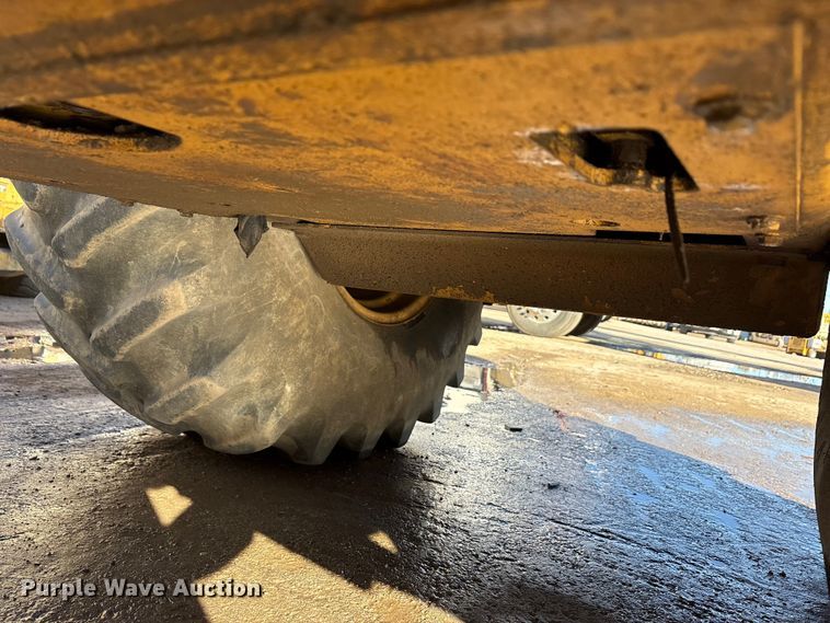 image for item EA7734 2003 Caterpillar CP-563E single drum vibratory roller