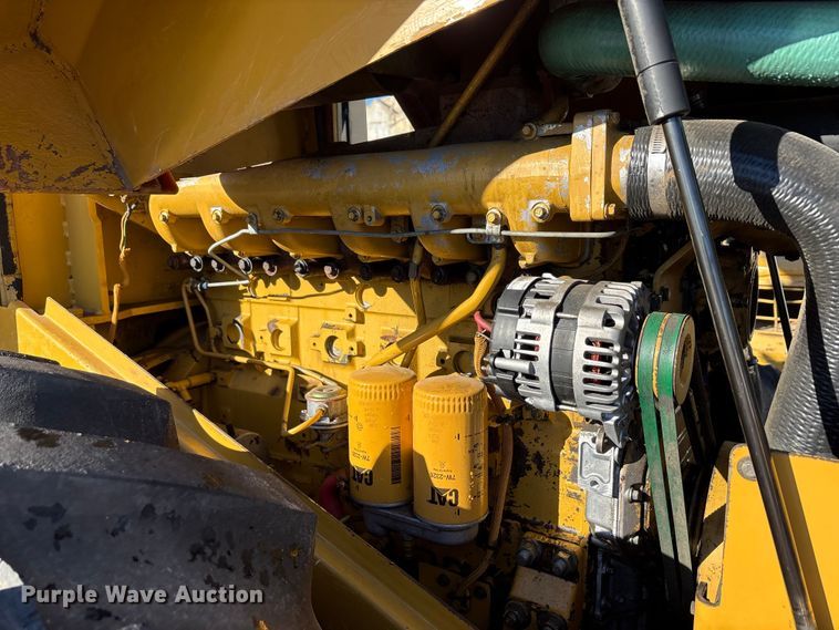 image for item EA7734 2003 Caterpillar CP-563E single drum vibratory roller