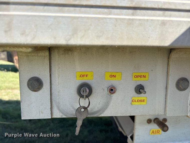 image for item EA7735 2013 Travis Body & Trailer, Inc. S/102 bottom dump trailer