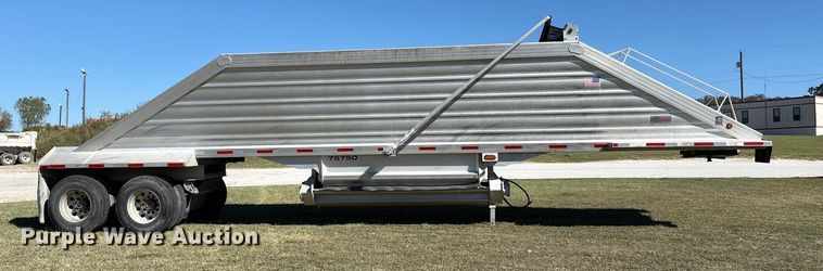 image for item EA7736 2016 Travis Body & Trailer, Inc. S/102 bottom dump trailer