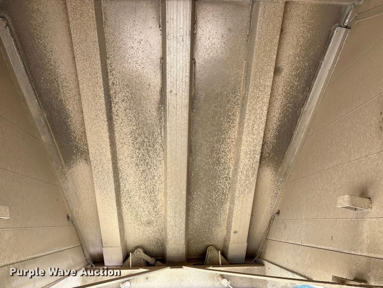 image for item EA7736 2016 Travis Body & Trailer, Inc. S/102 bottom dump trailer