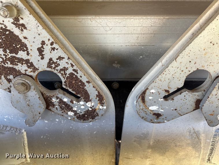 image for item EA7736 2016 Travis Body & Trailer, Inc. S/102 bottom dump trailer