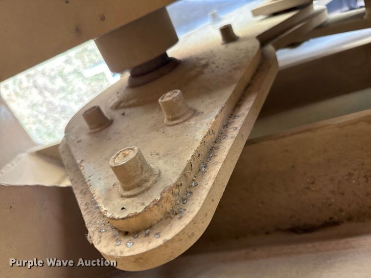 image for item EA7736 2016 Travis Body & Trailer, Inc. S/102 bottom dump trailer