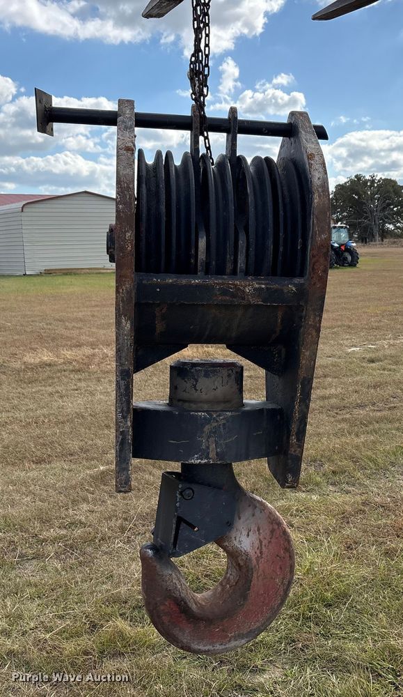 image for item EA7747 Crane hook