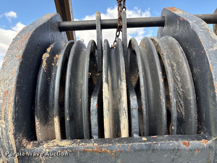 image for item EA7747 Crane hook